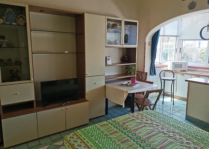 Monolocale Isola Casa vacanze *